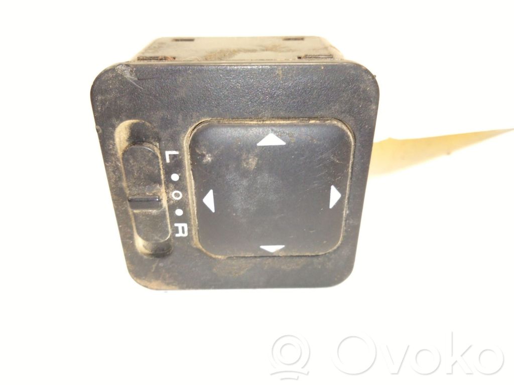 Interruptor del espejo lateral   4035431