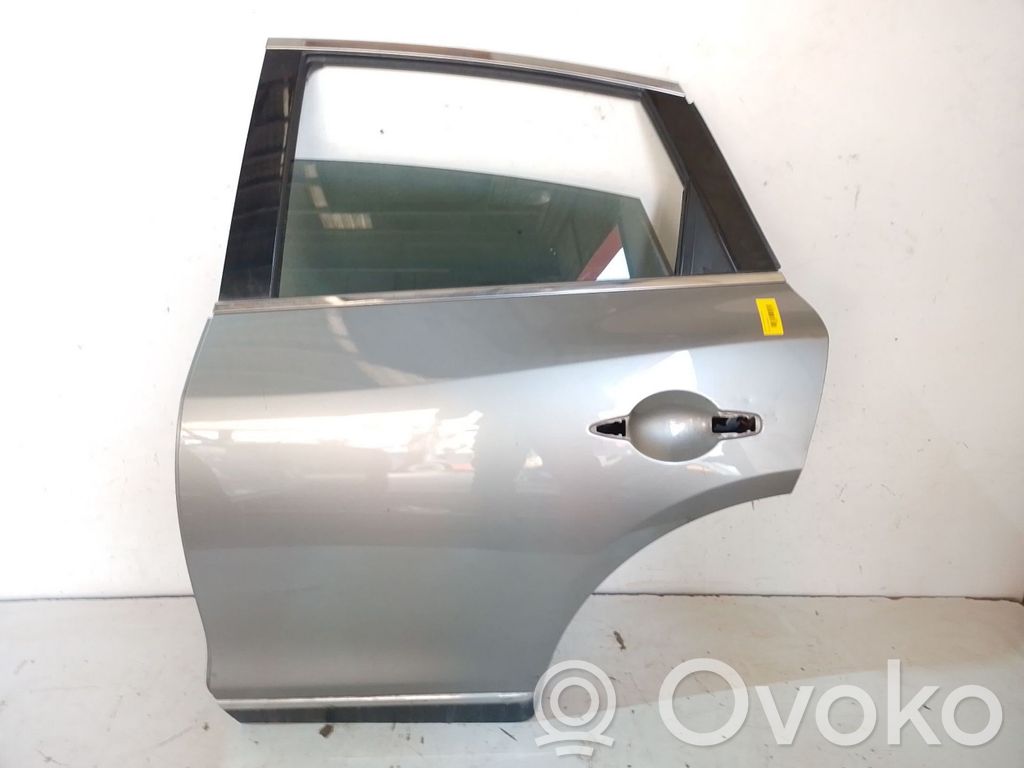Infiniti EX Puerta trasera 