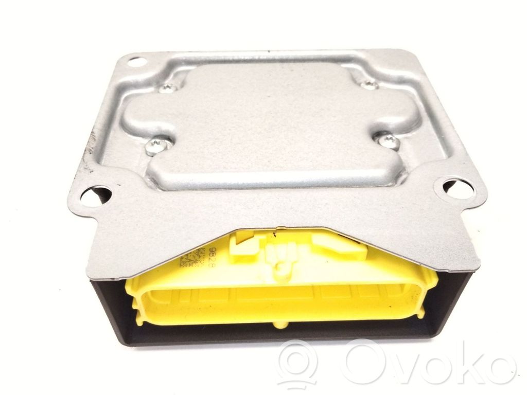 Volkswagen Transporter - Caravelle T5 Airbag control unit/module 