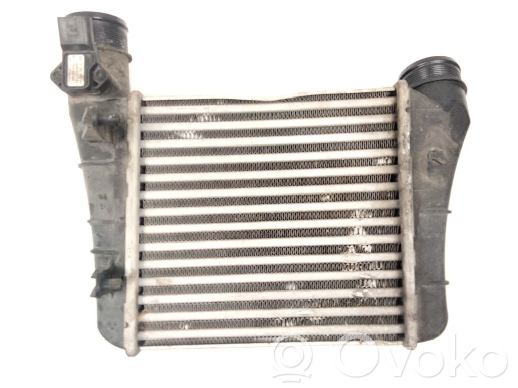 Radiador intercooler   8E0145805