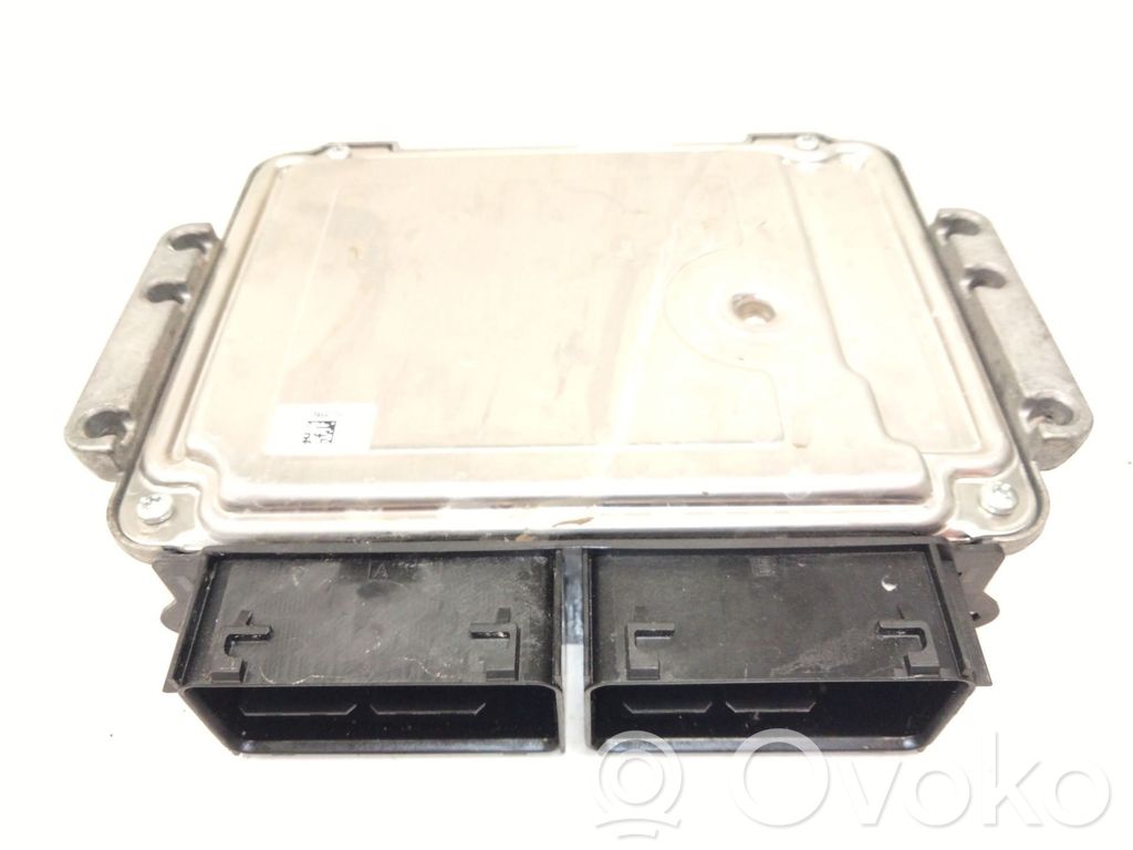 Ford Focus Engine control unit/module 
