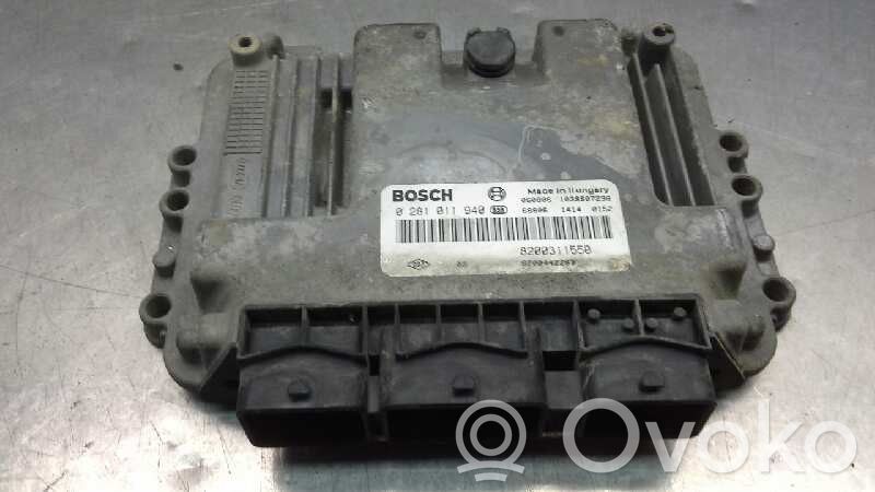 Unidad de control/módulo del motor   0281011940,8200311550,8200442263