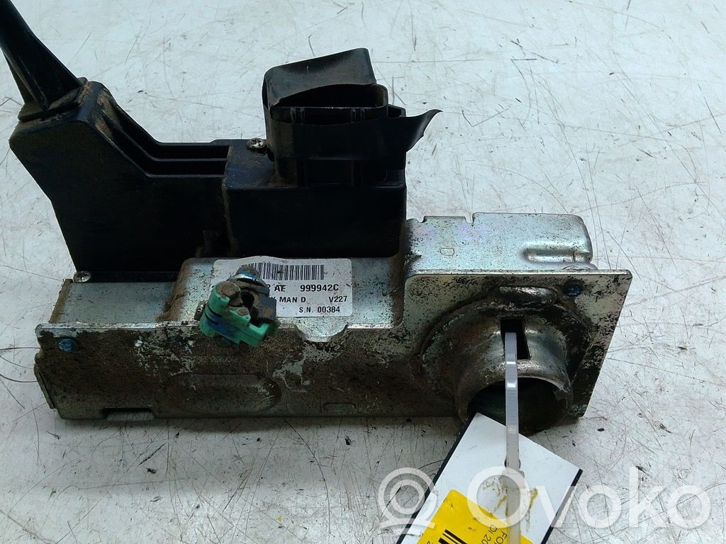 Ford Transit Zamek drzwi przednich 