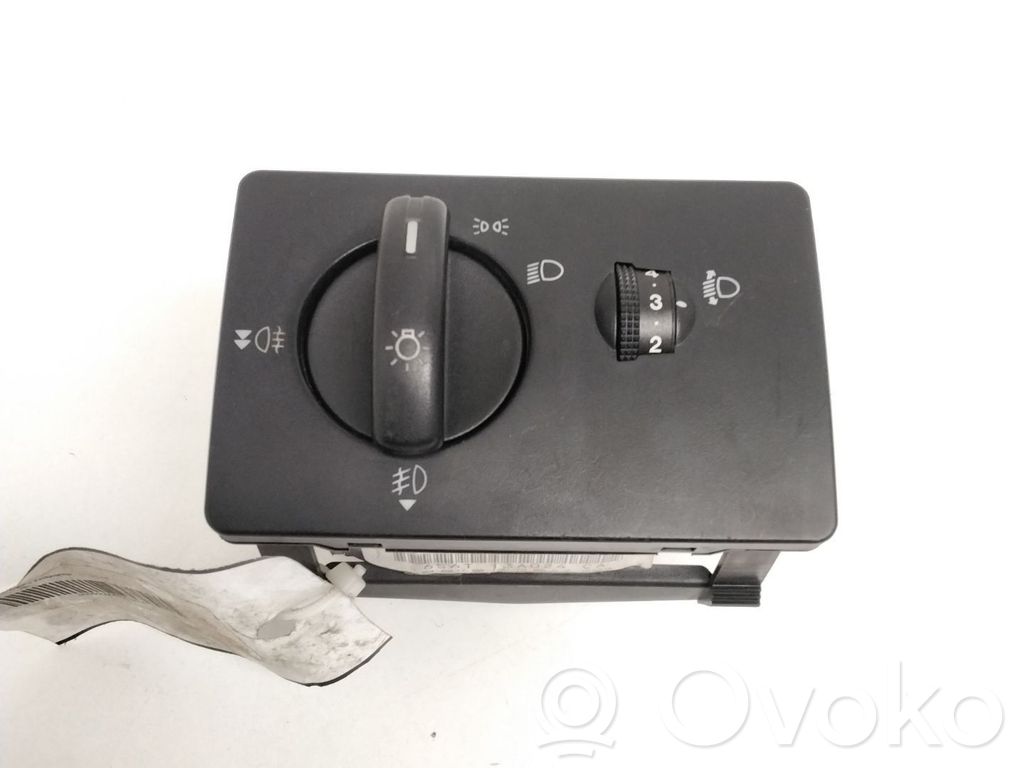 Interruptor de control del panel de luces   6S6T13A024CA,1322377