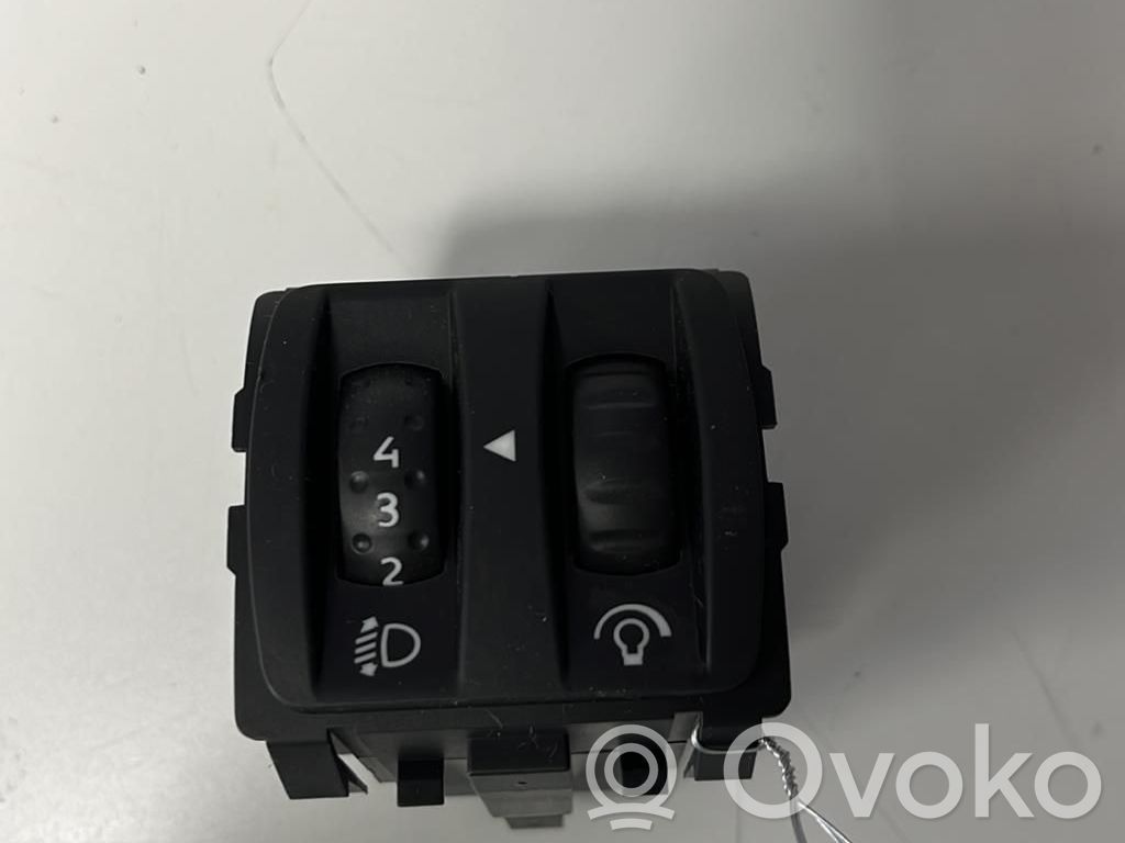 Renault Twingo II Light switch 