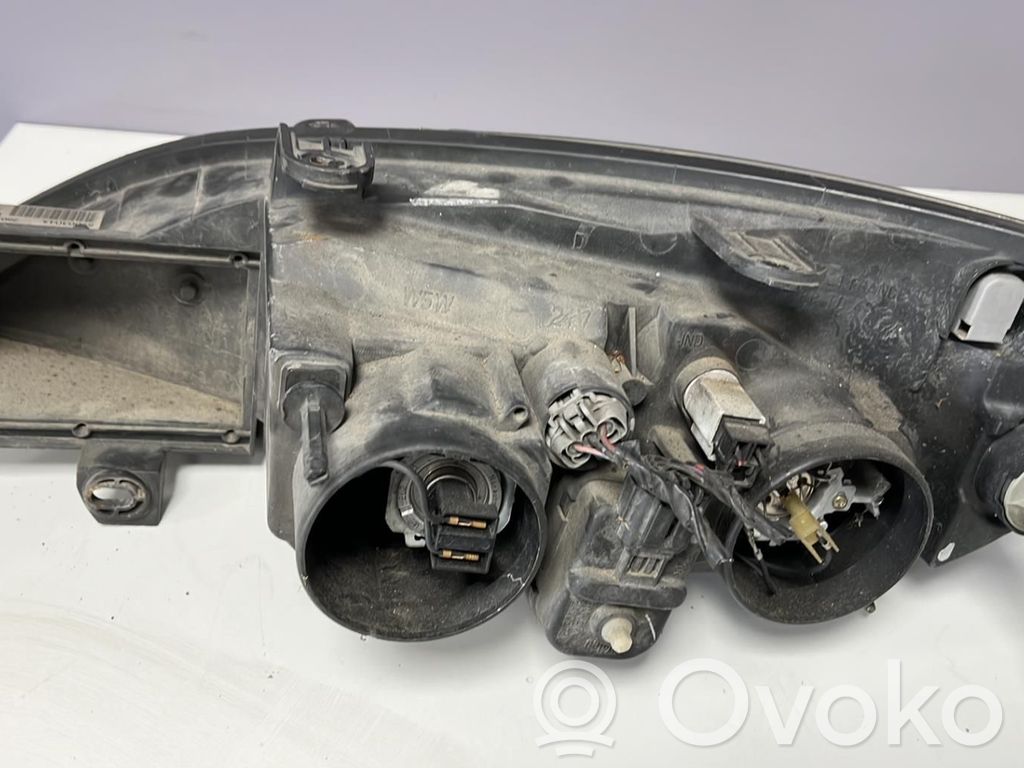 Nissan Primera Scheinwerfer 