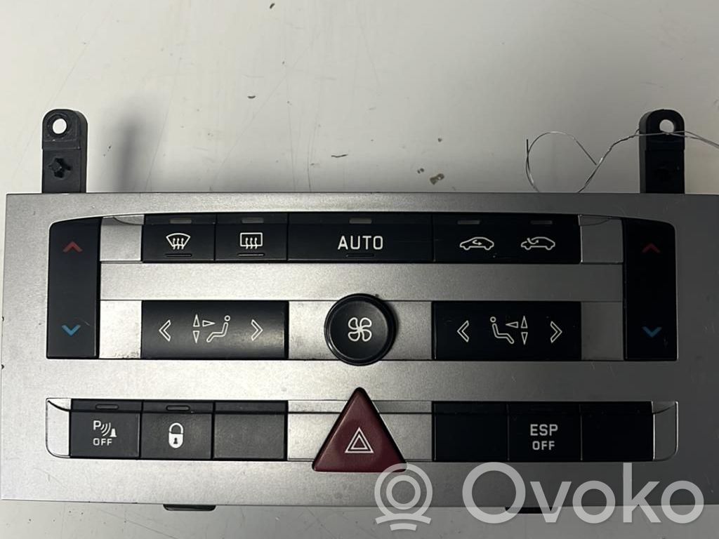 Peugeot 407 Climate control unit 