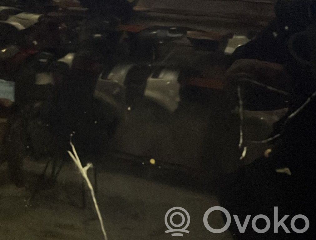 Audi A3 S3 8L Dzinēja pārsegs (vāks) 