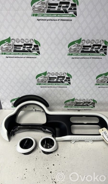 Dashboard trim