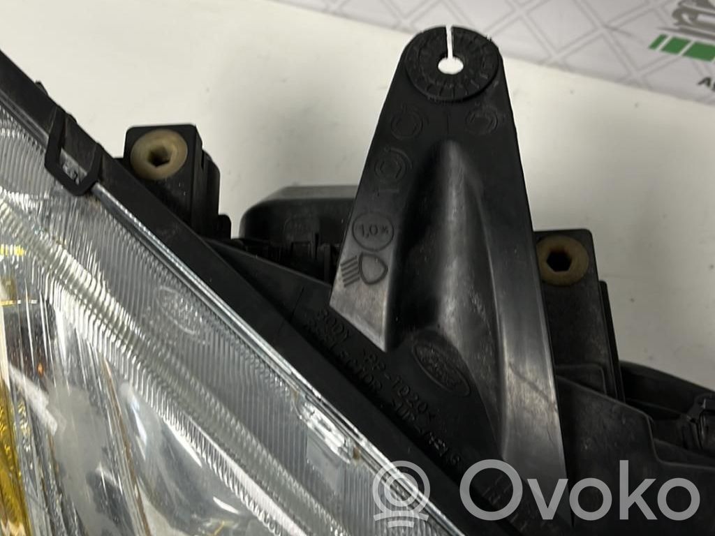 Ford Focus Headlight/headlamp 