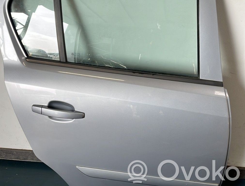 Opel Corsa D Galinės durys 