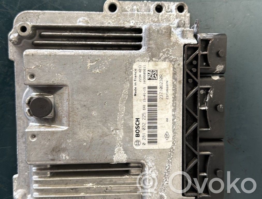 Renault Espace V (RFC) Engine control unit/module 