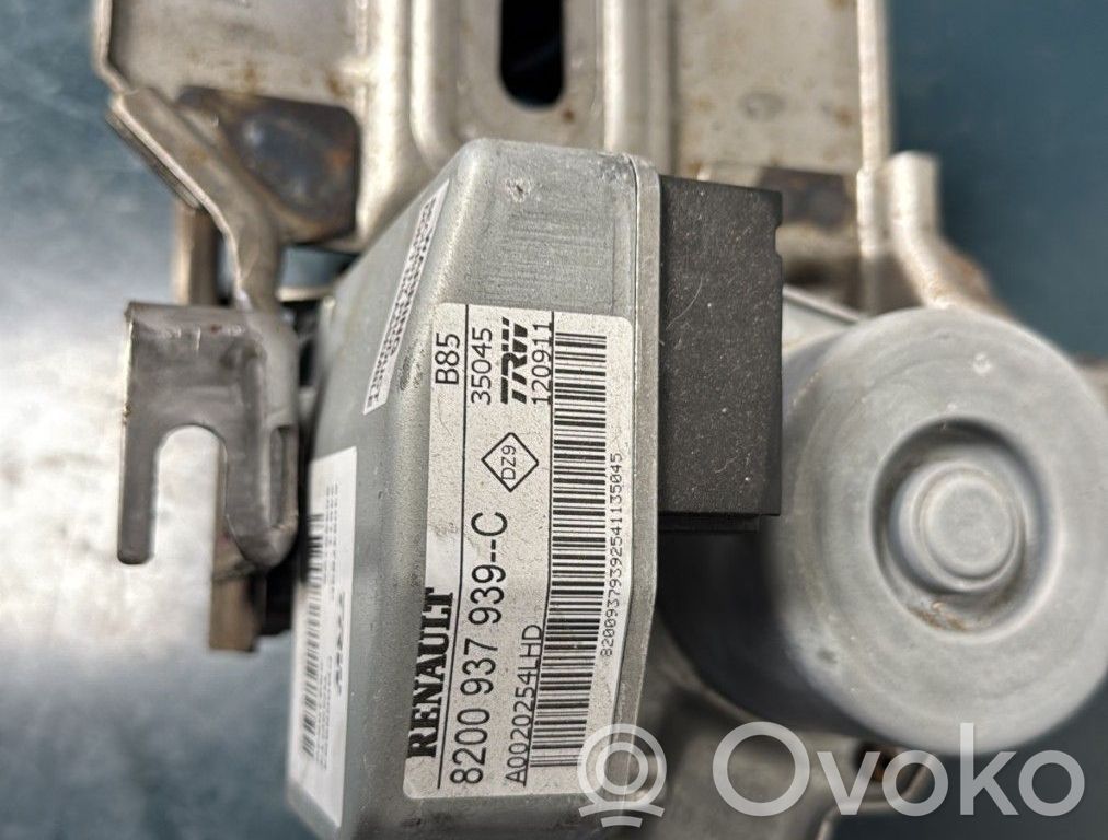 Renault Clio III Vairo rato ašies komplektas 