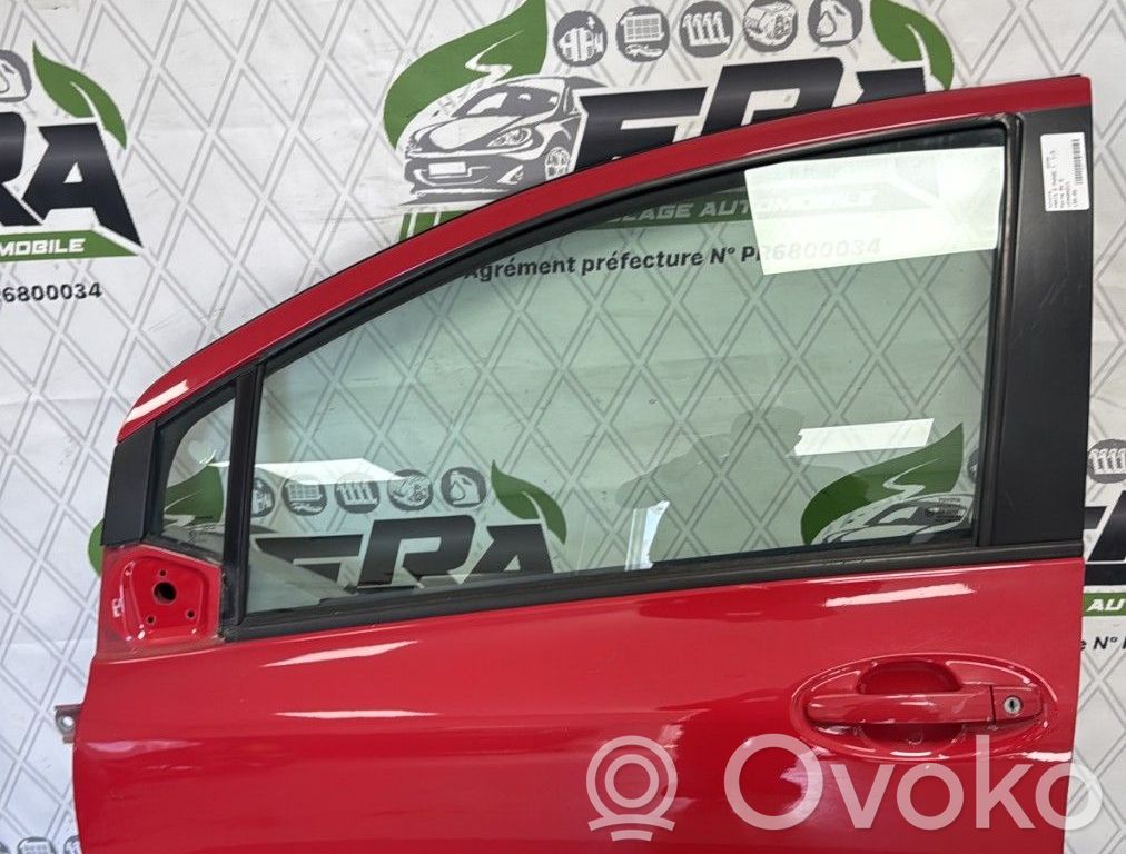 Toyota Yaris Puerta delantera 