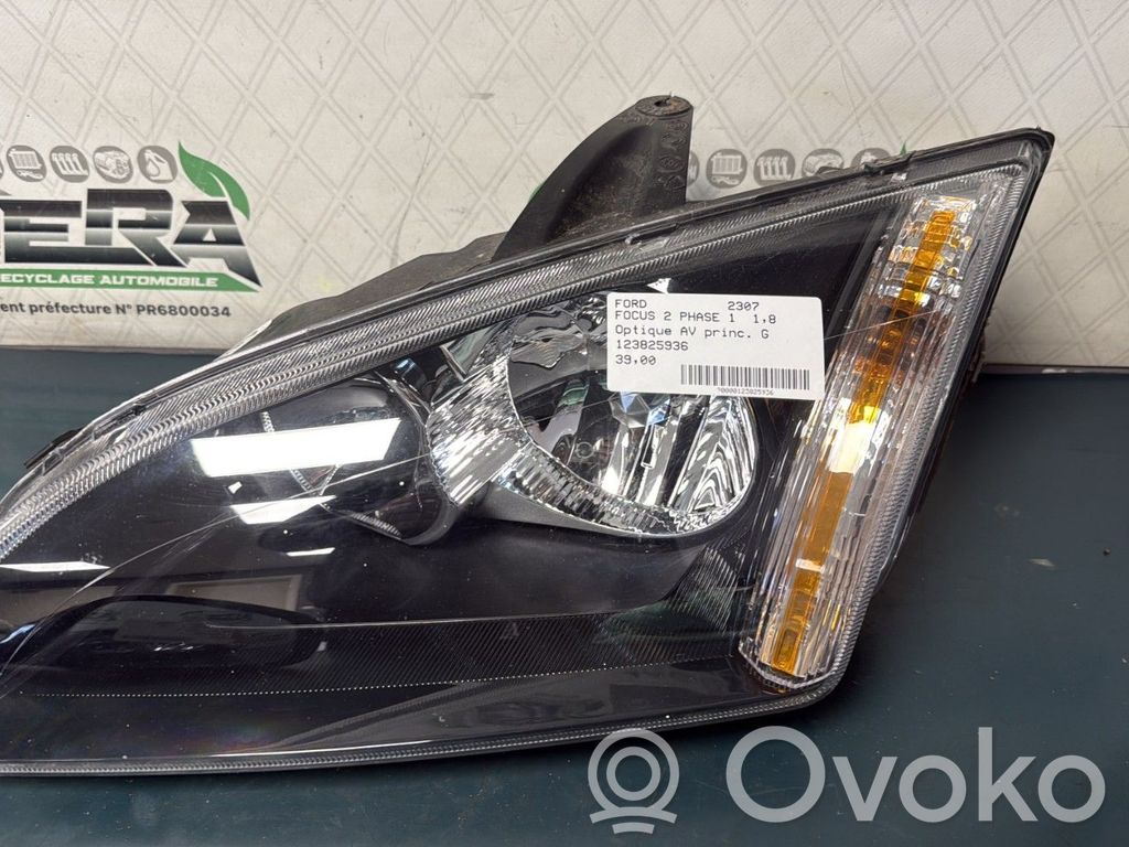 Ford Focus Headlight/headlamp 