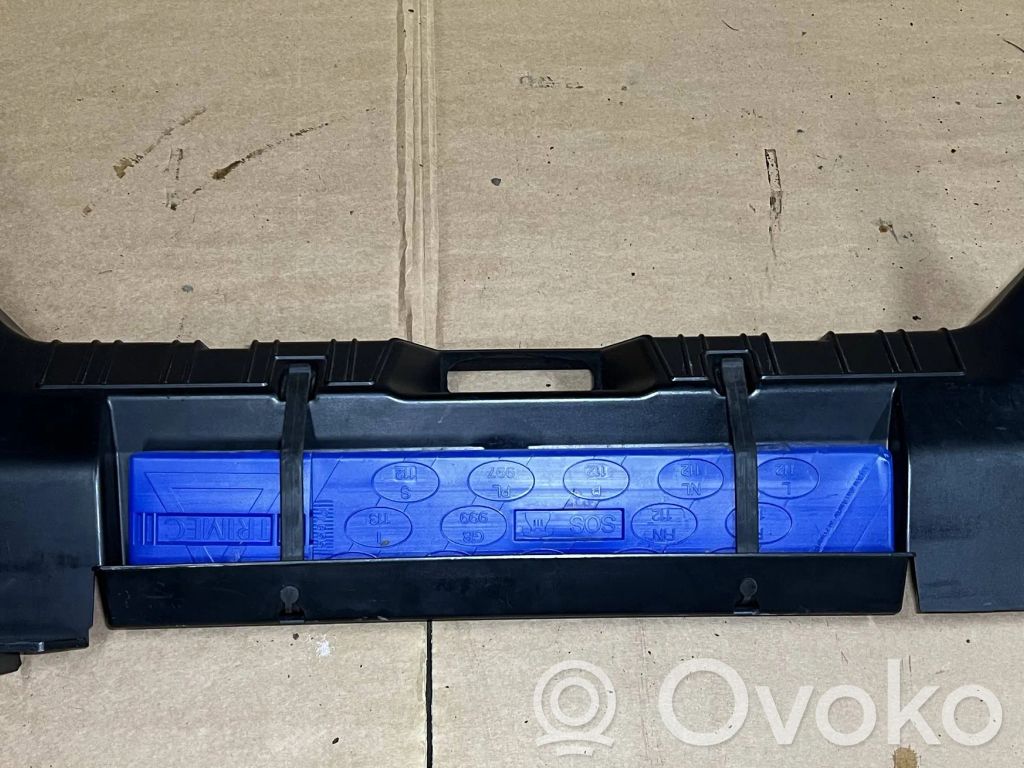 BMW Z3 E36 Takaluukun kannen lukon lista 