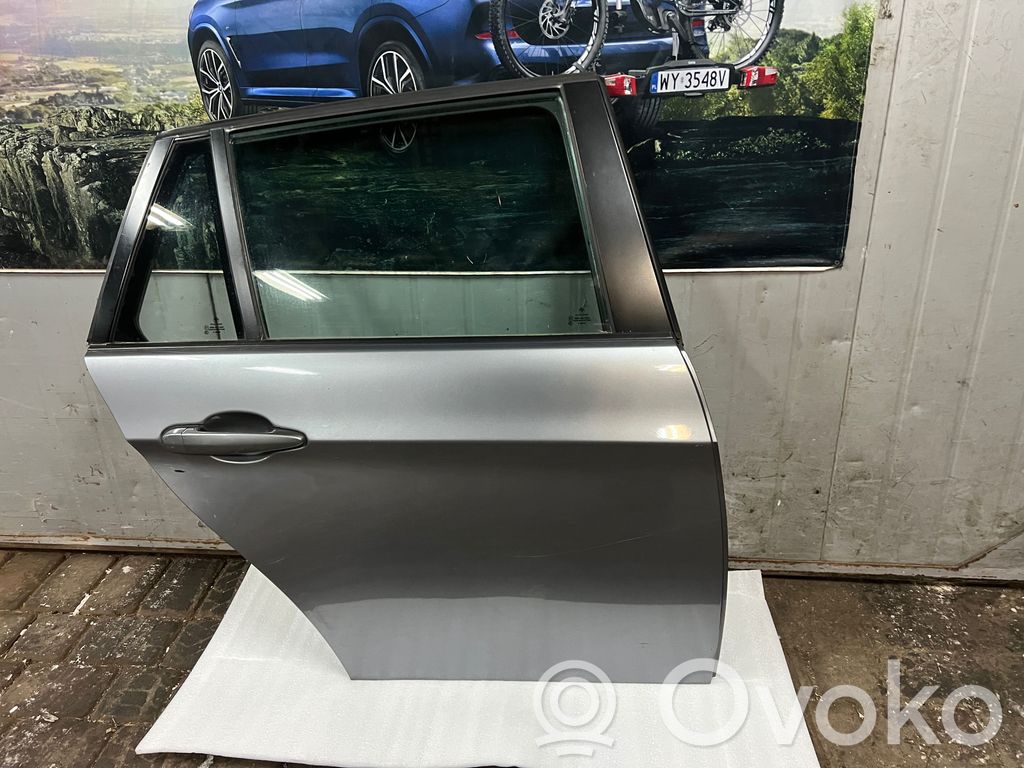 Rear door