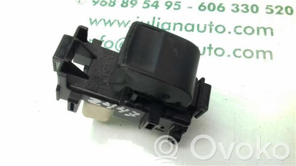 Toyota Auris E180 Electric window control switch 