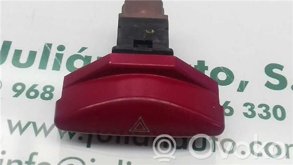 Botón interruptor de luz de peligro   96326950KR