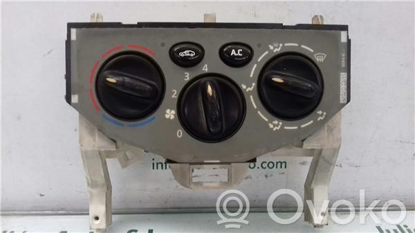 Opel Vivaro Air conditioning (A/C) switch 