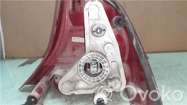 Takavalon polttimo   1M5113A603BA