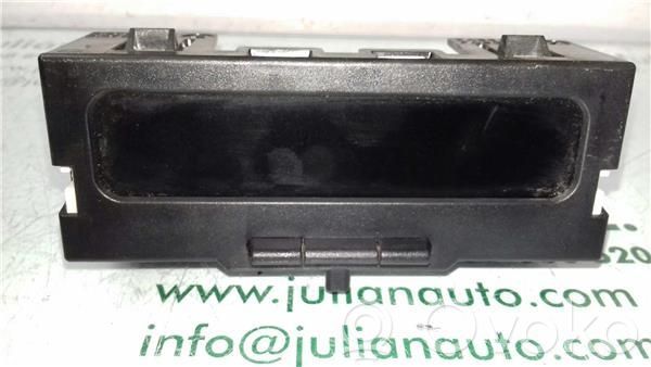 GPS navigation control unit/module   8200380298A