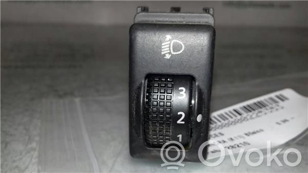 Interruptor de luz   28210,NEGRO4PINES