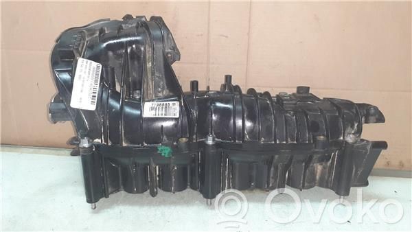 Colector de admisión   779888511,108452S10