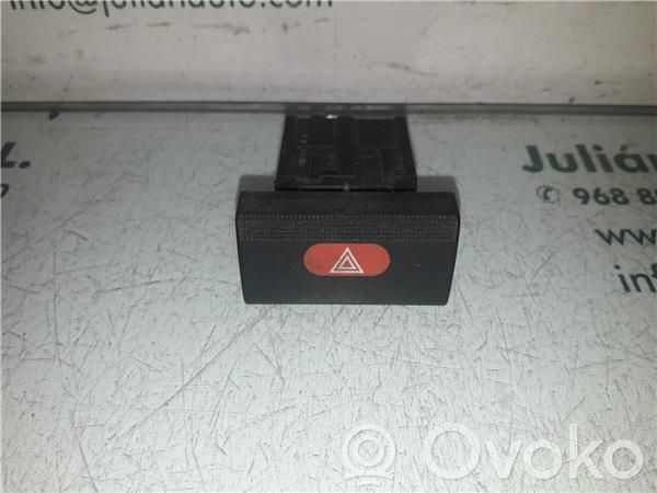 Opel Vectra B Botón interruptor de luz de peligro 