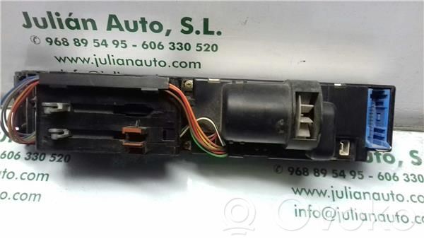 Interruptor del aire acondicionado (A/C)   E346411,13896200