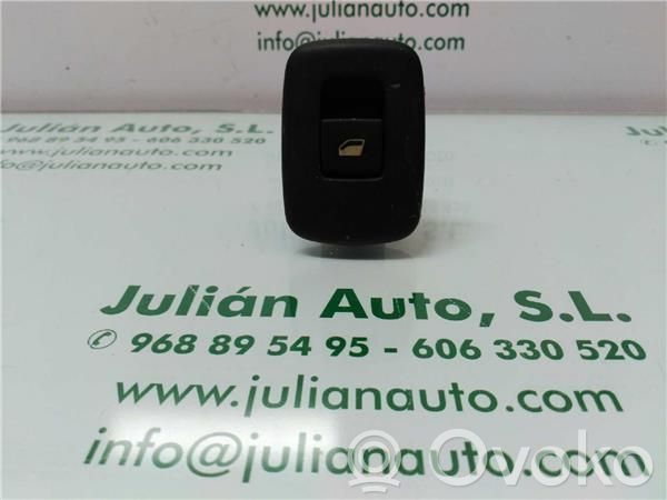 Electric window control switch   96623726XT