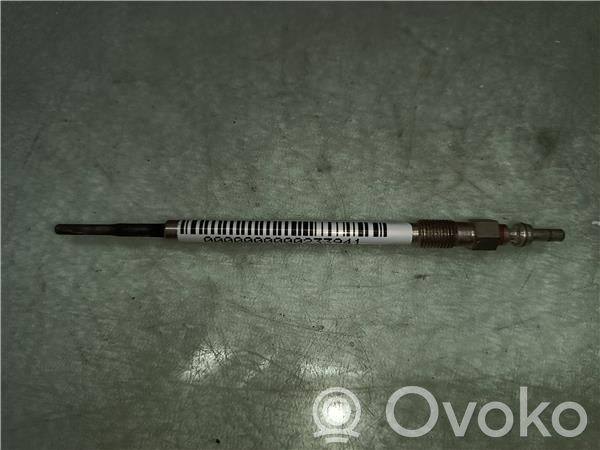 Opel Insignia A Kvēlsvece (-es) 