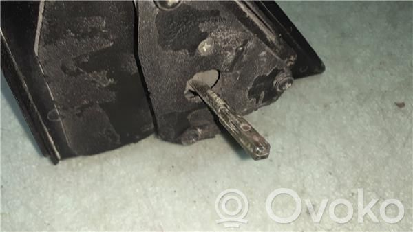 Ford Escort Manualne lusterko boczne drzwi przednich 