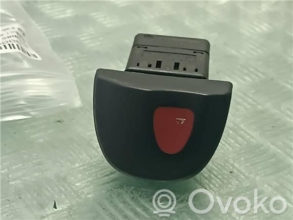 Renault Megane I Hazard light switch 