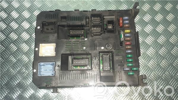Módulo de fusible   9663510280,F02429202PSI2004