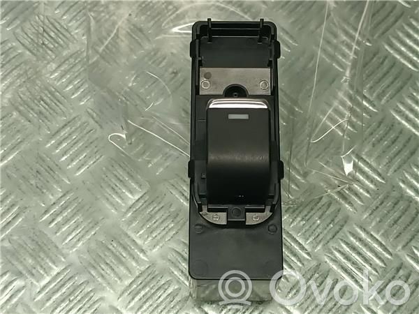 Mazda 6 Electric window control switch 