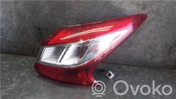 Nissan Pulsar Takavalon polttimo 