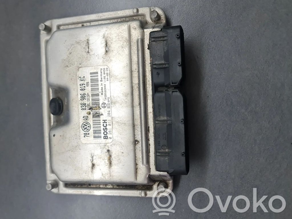 Volkswagen Bora Unitate control motor/modul ECU 