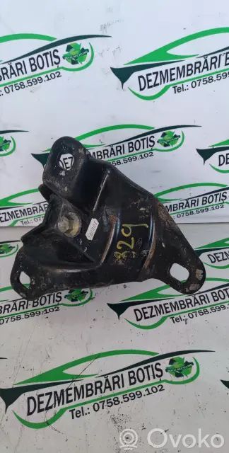 Engine mounting bracket   1S716037BA,J0MFQPYI