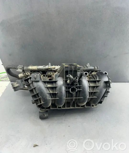 Opel Corsa C Intake manifold 