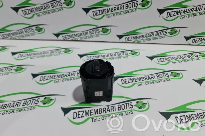 Skoda Fabia Mk1 (6Y) Interruptor del limpiafaros 
