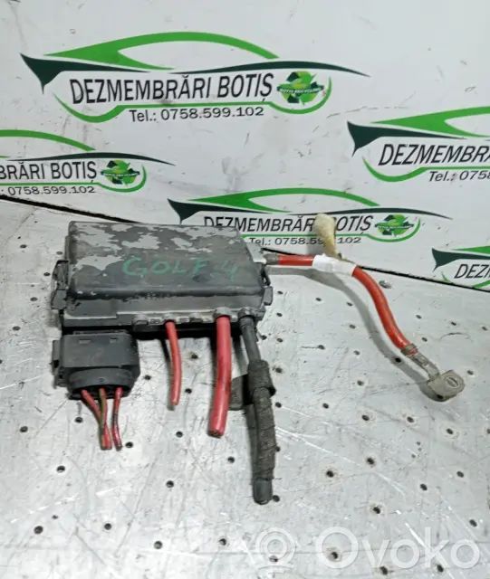 Bezpiecznik   TW2XKCMH