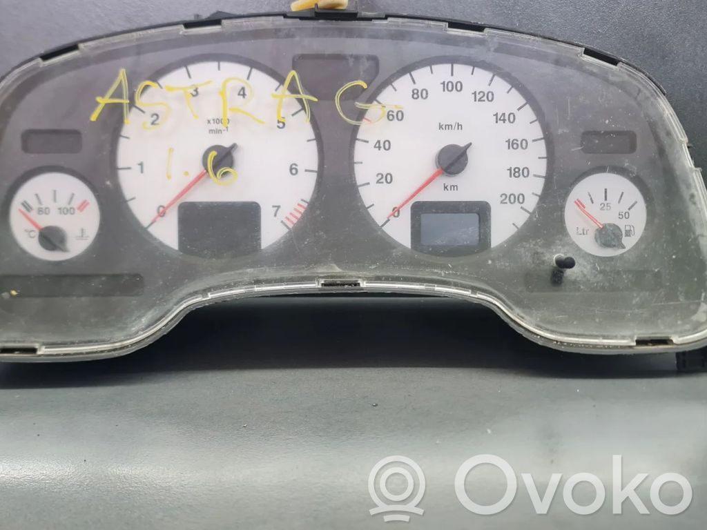 Opel Astra G Clock 