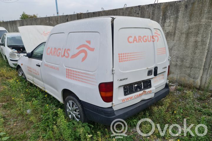 Seat Inca (6k) Bară față 
