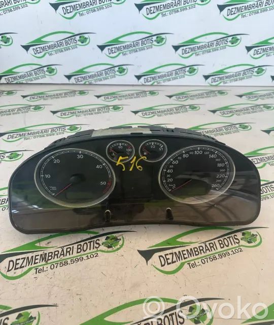 Clock   3B0920,XCCVI1OA
