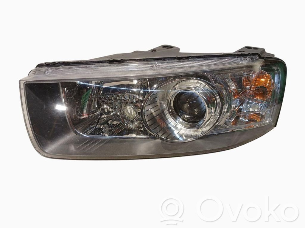 Chevrolet Captiva Scheinwerfer 