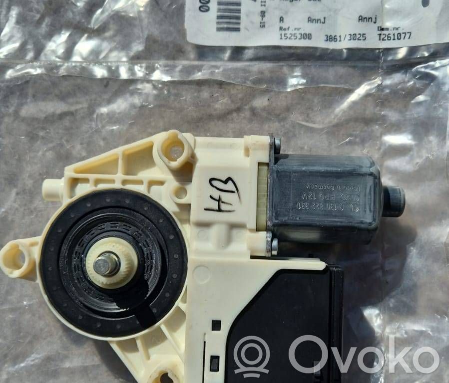 Renault Megane III Silniczek podnoszenia szyby drzwi tylnych 
