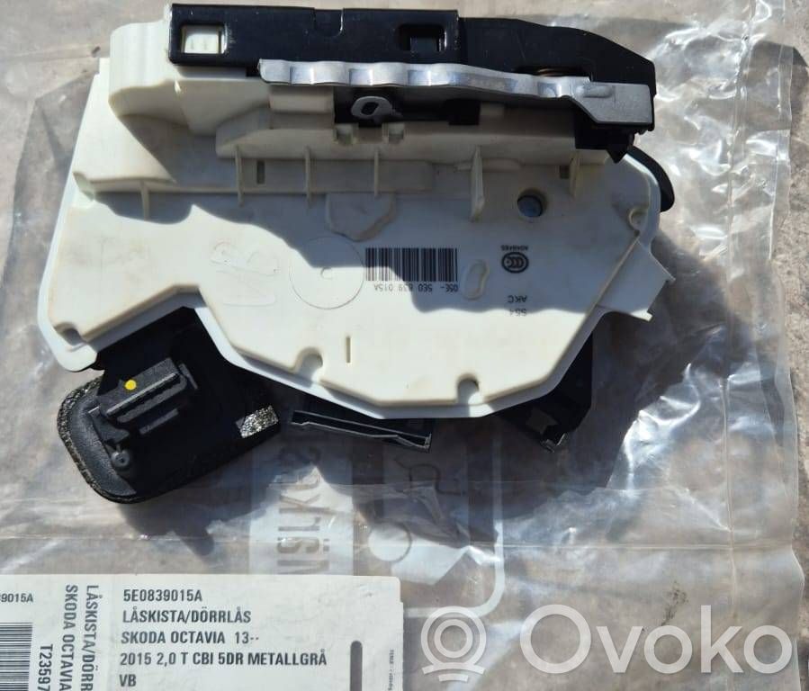 Skoda Octavia Mk3 (5E) Takaoven lukko 