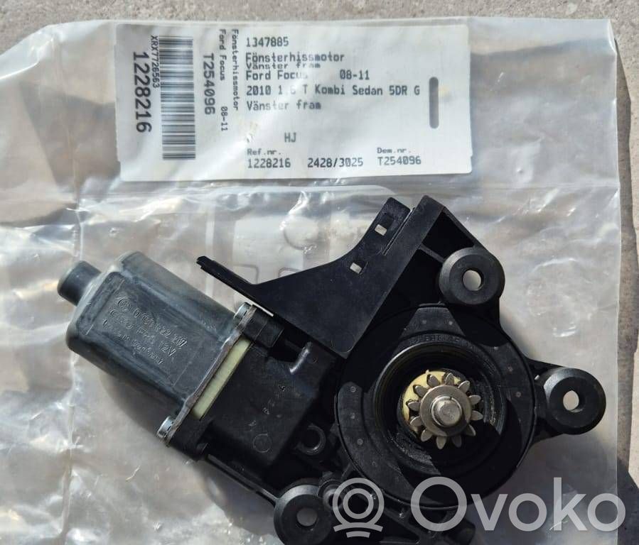 Ford Focus Motor del regulador de la ventanilla de la puerta delantera 