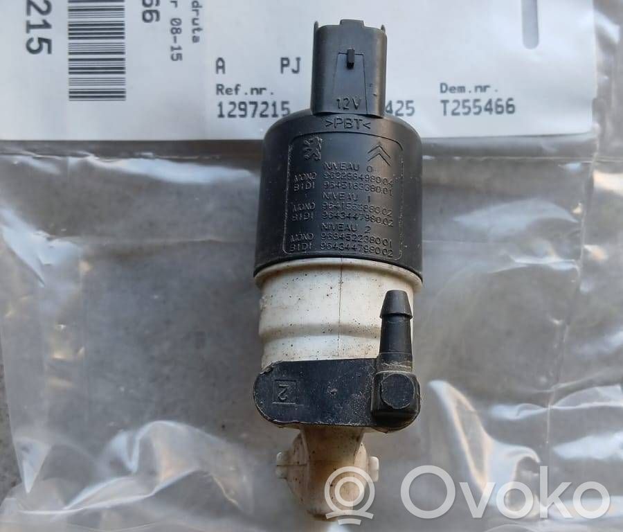 Peugeot Partner Windscreen/windshield washer pump 